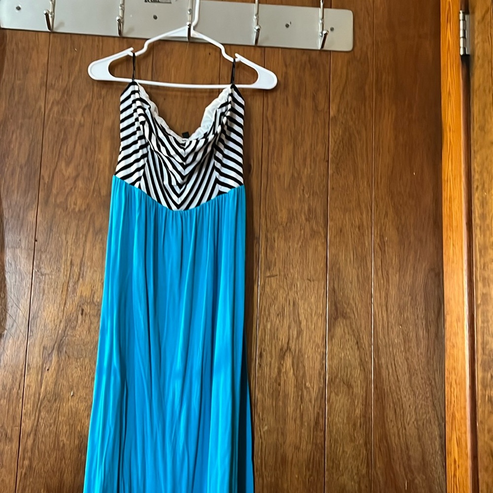 Strapless dress